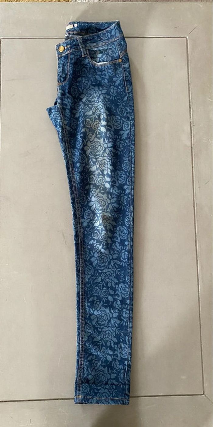 Jeans Girl Tribu bleu avec fleurs taille 34 - photo numéro 16