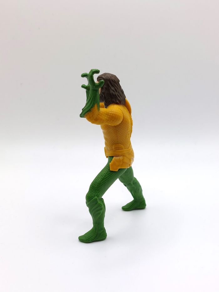 Figurine Aquaman DC Comics Burger King 2018 10,5 cm - photo numéro 3