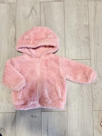 Veste moumoute 9mois fille