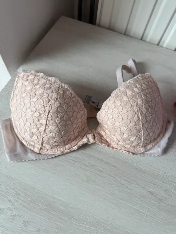 Soutien gorge rembourré 95C ETAM beige rosé