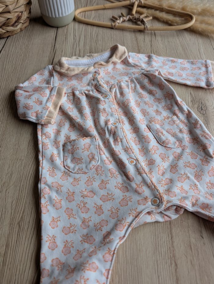 🌸 pyjama 1 mois - photo numéro 2