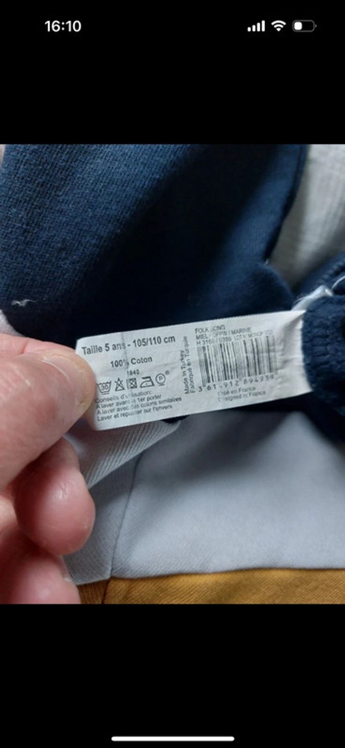 Sweat Monoprix taille 5 ans - photo numéro 4