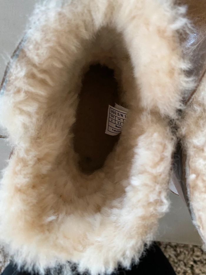 Mini Ugg Swarovski beige Clair bi colore taille 37 - photo numéro 12