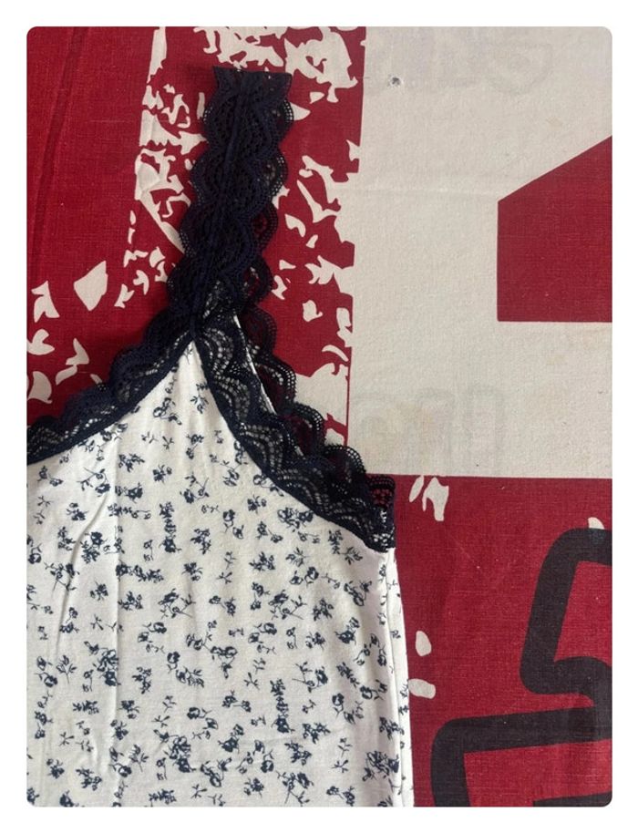 Débardeur motif fleuri roses bretelles brodés taille Xl - photo numéro 2