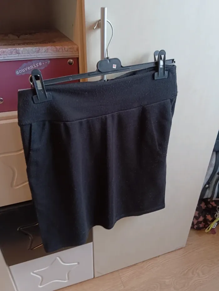 Jupe jersey taille 3