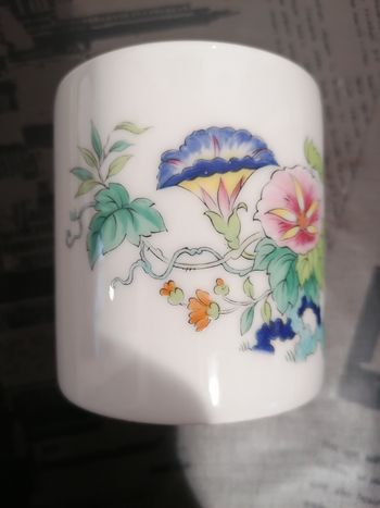 Gobelet porcelaine décorée