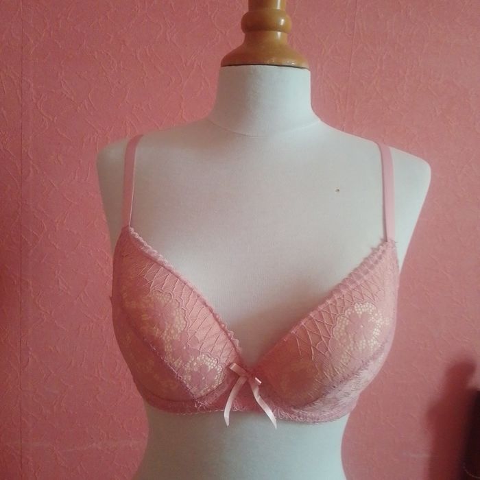 Soutien gorge neuf - photo numéro 2