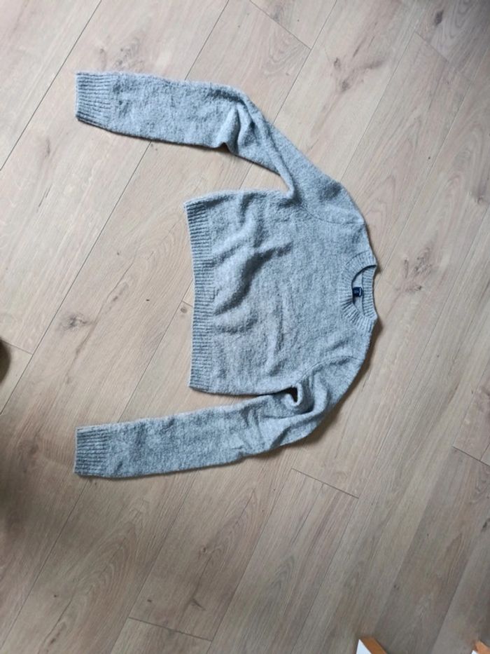 Pull gris