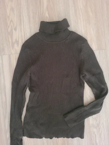 Pull col roulé kaki