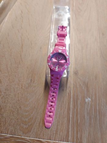 Montre rose