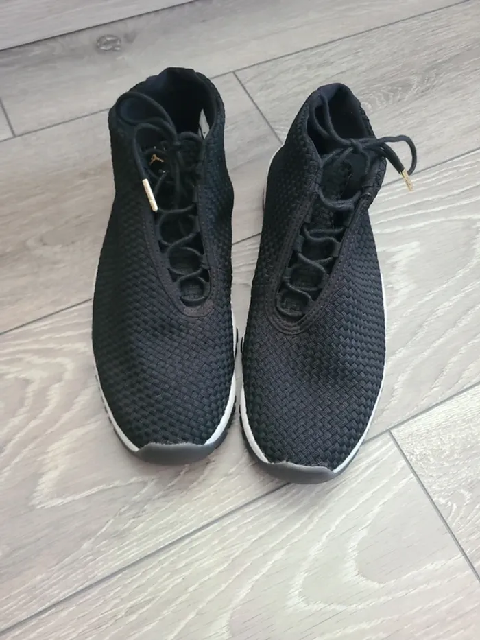 Baskets Jordan noires tissu 42.5