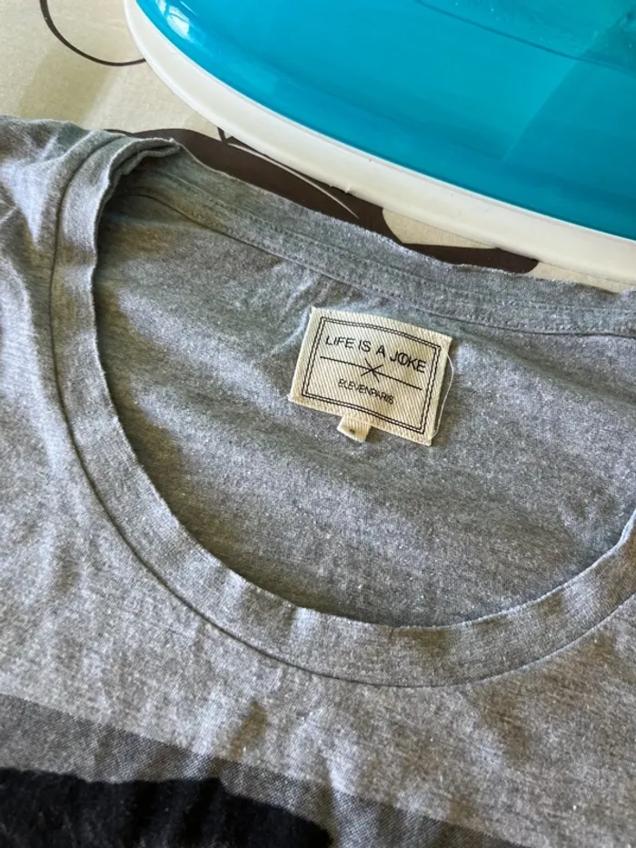 T-shirt eleven Paris - photo numéro 2