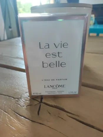 La vie est belle Lancôme eau de parfum