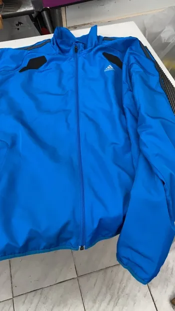 Veste jamais porter  taille xl