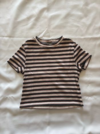 Top court à rayure blanc, noir et rose - Divided - M/38