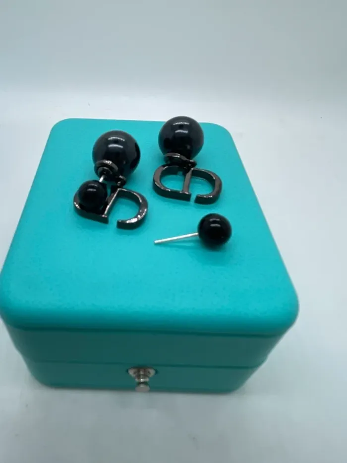 Boucles d’oreilles perle noir aiguilles argent s925 - photo numéro 8
