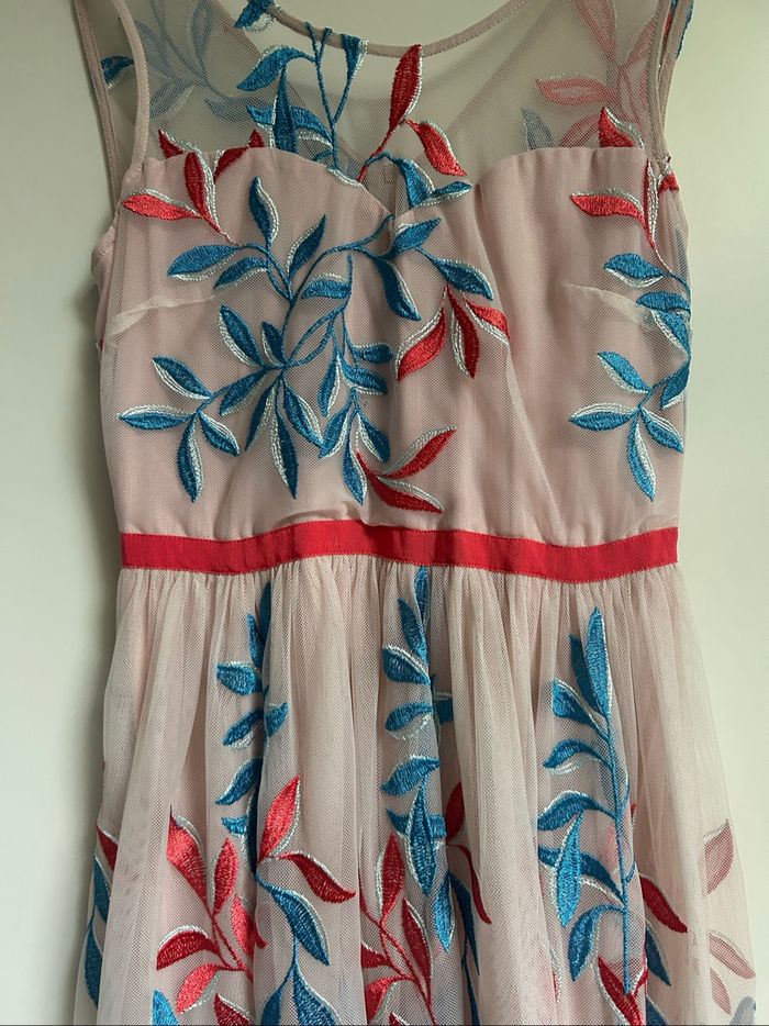 Robe cérémonie Nafnaf - photo numéro 2
