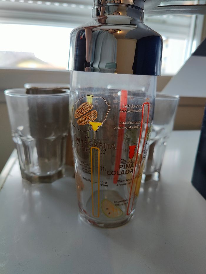 Service a cocktail - photo numéro 3