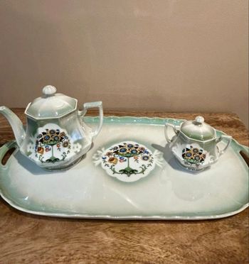 Ensemble à thé porcelaine