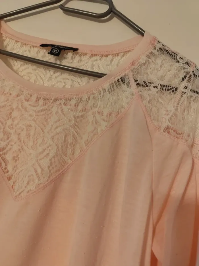 Tss rose et dentelle