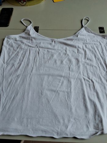 Top blanc à bretelle