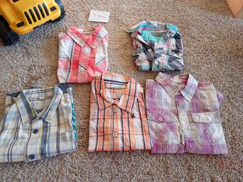 5 chemisettes a carreaux