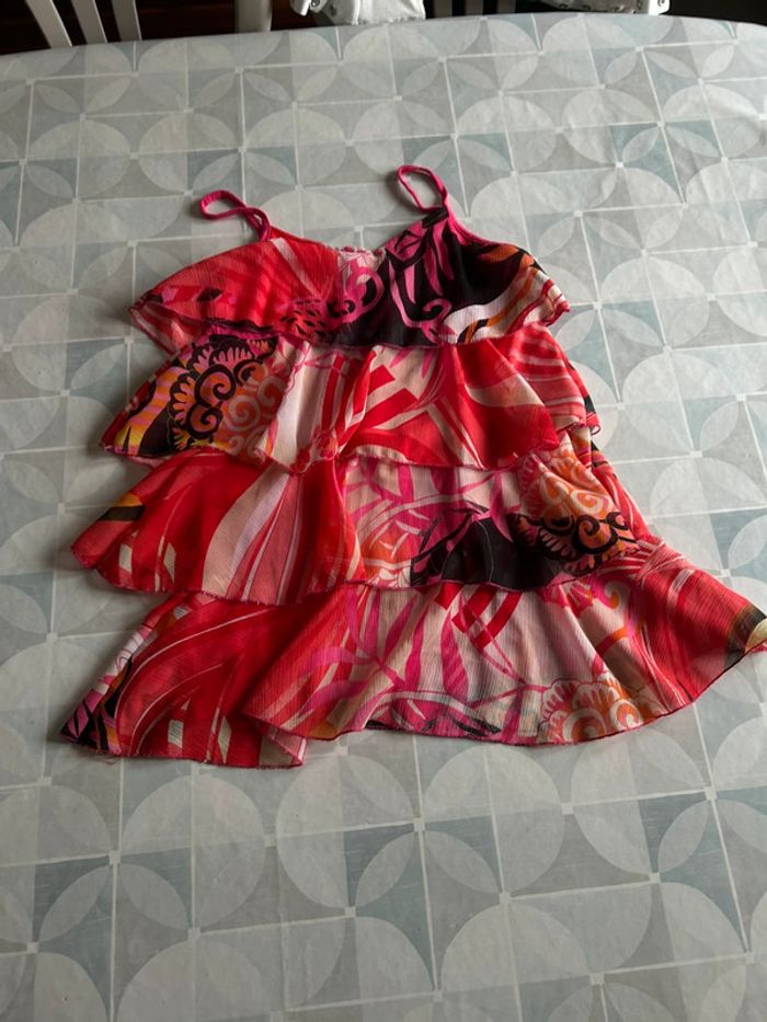 Tunique fille - 10 ans - Little Girl - en très bon état - photo numéro 2