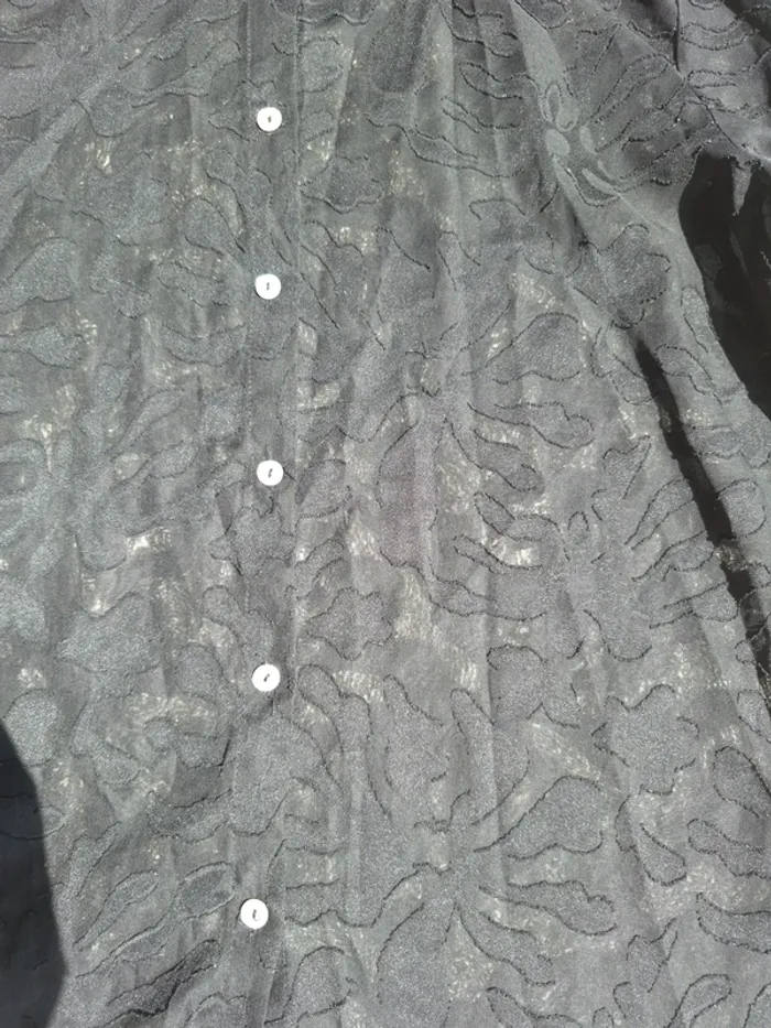 Chemise à bouton transparente noir - photo numéro 6