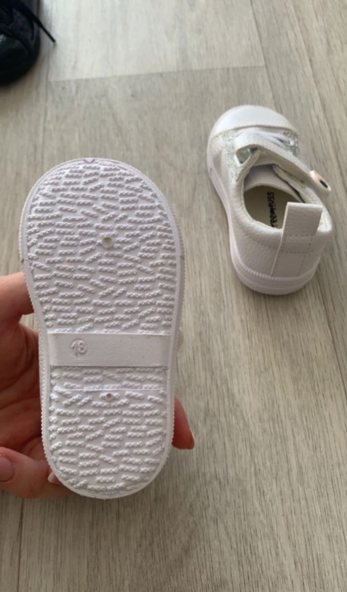 Chaussure bébé - photo numéro 3