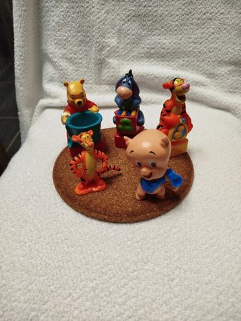 Lot de figurines Winnie l'ourson