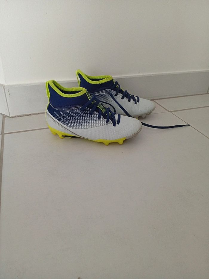 Chaussure de foot Kipsta taille 29