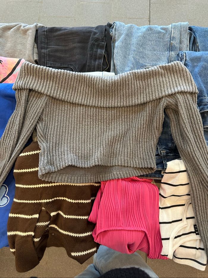 Lot de vêtements, voir photo - photo numéro 3