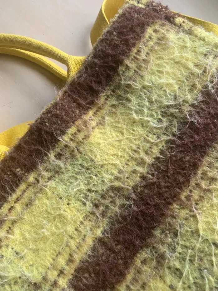 Sac vintage caro jaune - photo numéro 4