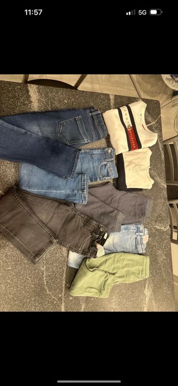 Lot de vêtements garçon taille 8 ans