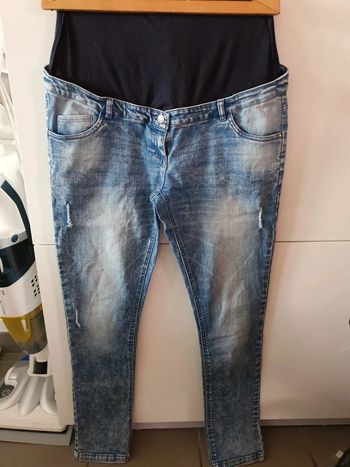 Jean de grossesse taille 40
