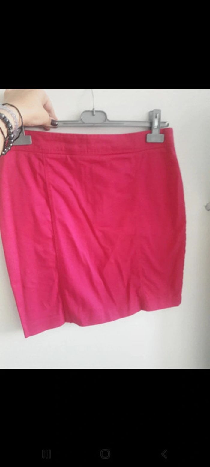 Jupe t 40 fushia c&a