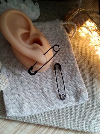 Boucles d'oreilles épingles nourrices