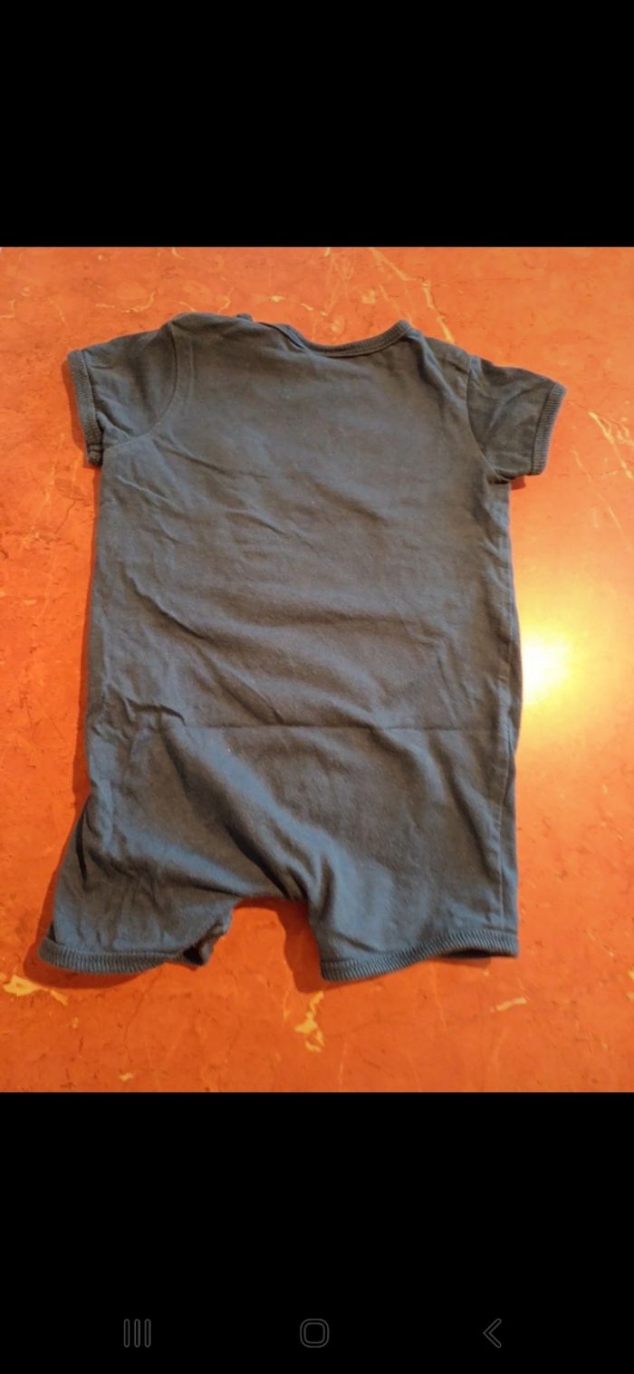 Combinaison d été bébé taille 6 mois - photo numéro 3