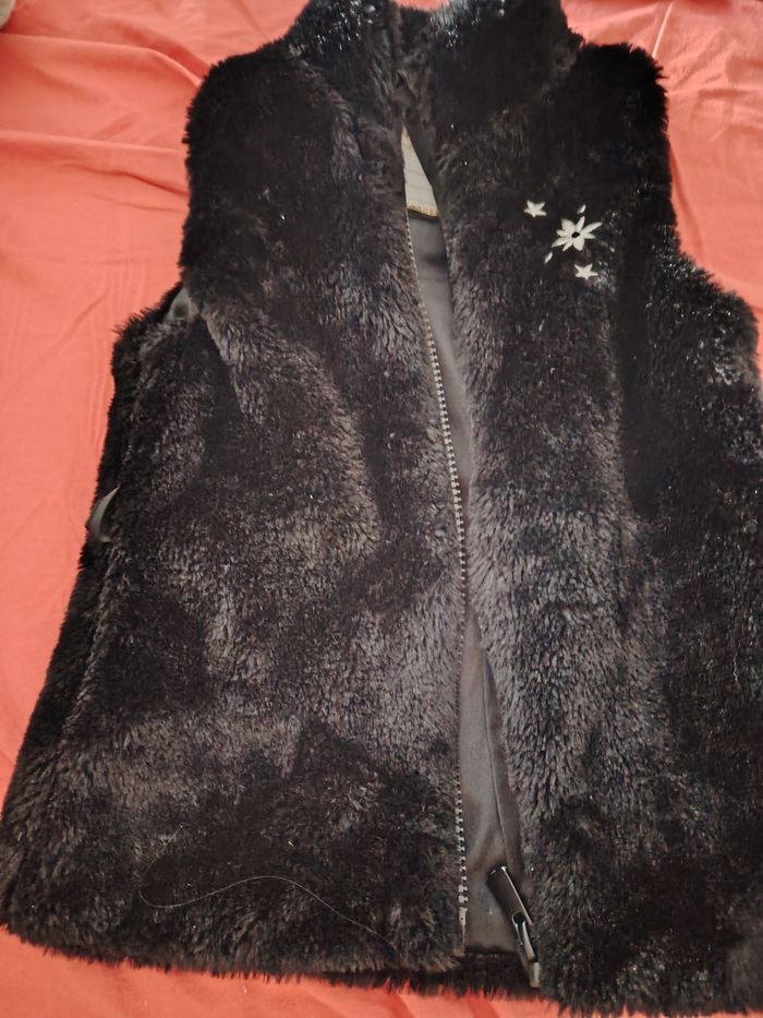 Gilet fausse fourrure fille - photo numéro 1