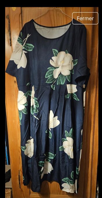 Jolie Robe 4XL neuve