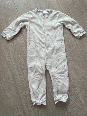2 pyjamas 92 cm