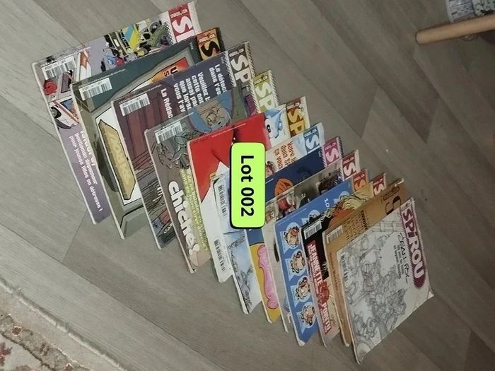 Lot de 12 magazines SPIROU année 2003 L002  7624327133