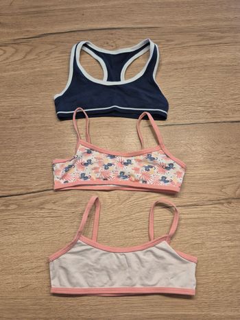 Lot de 3 brassières 6-8 ans