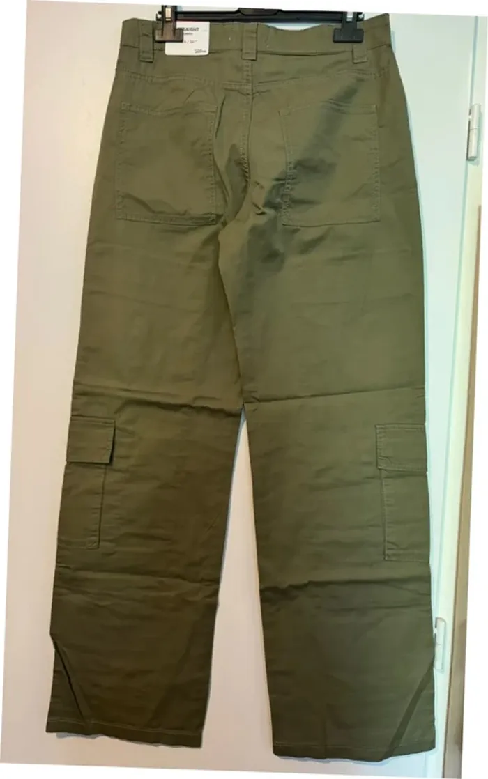 Pantalon cargo kaki - photo numéro 2