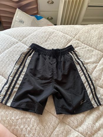 Maillot de bain , garçon taille 12 ans