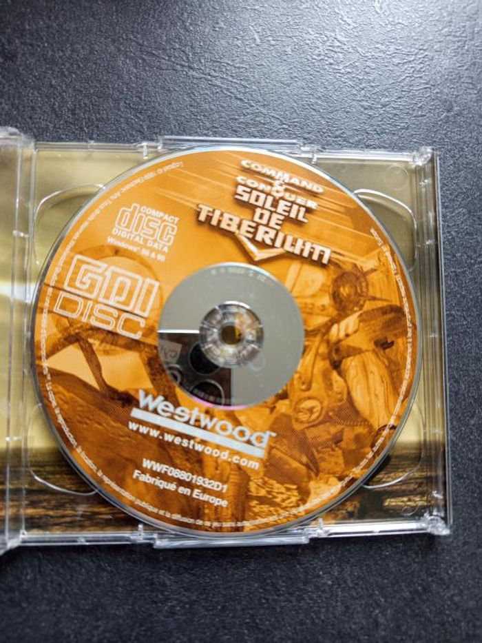 PC - Command & Conquer - Soleil de Tiberium - photo numéro 4