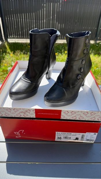 Bottines Dorking noires pointure 36
