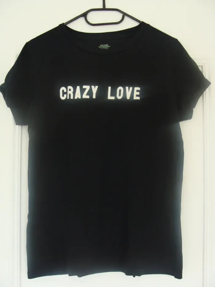 Tee shirt