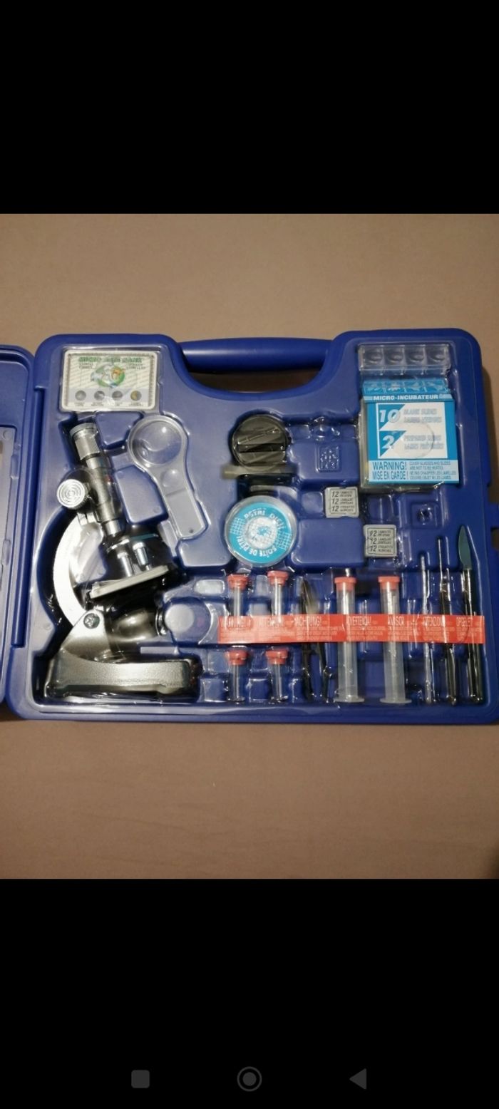 Microscope + accessoires - photo numéro 2