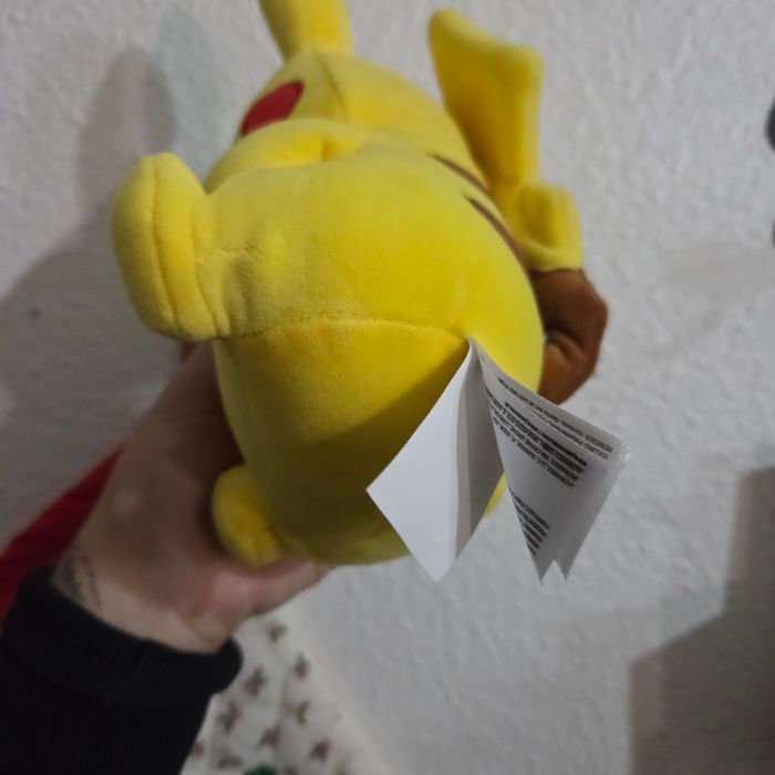 Peluche Pikachu - photo numéro 5
